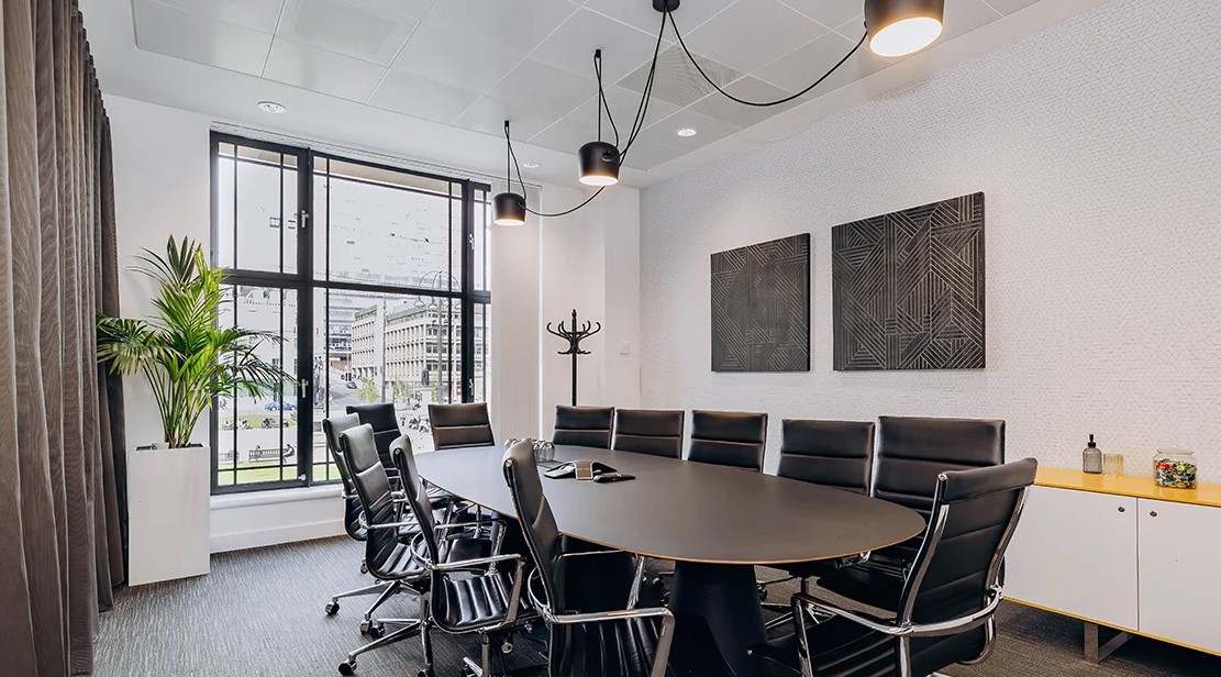 20 Person Private Office