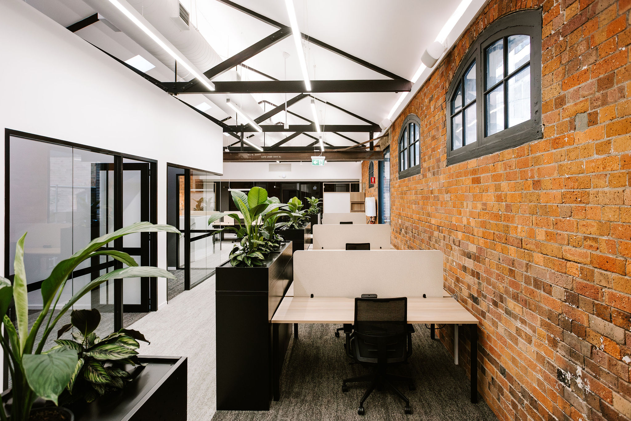 9 Person Private Office