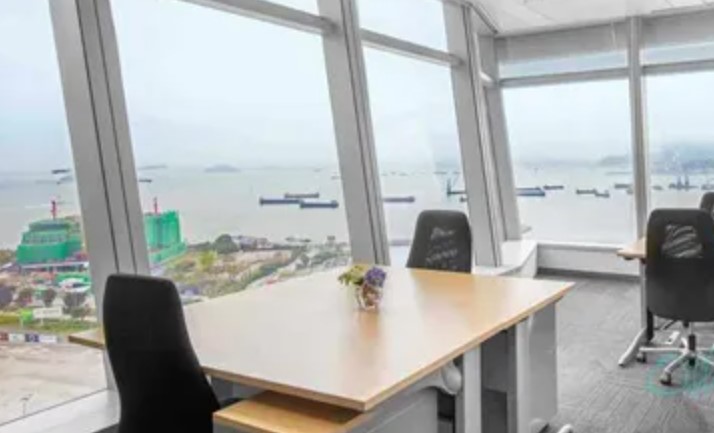 30 Person Private Office