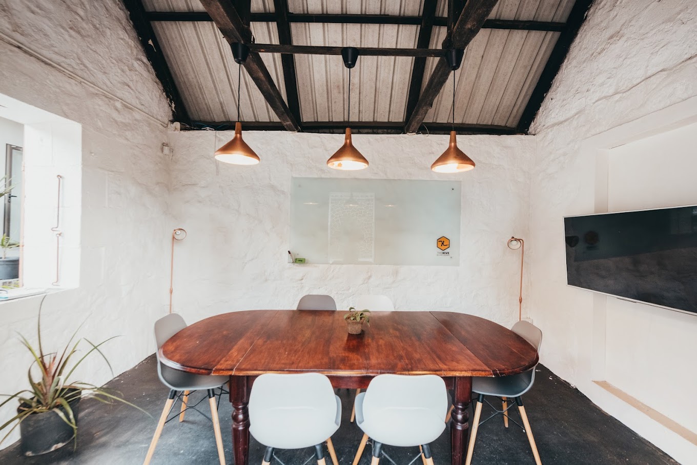 1 Person Coworking Desk