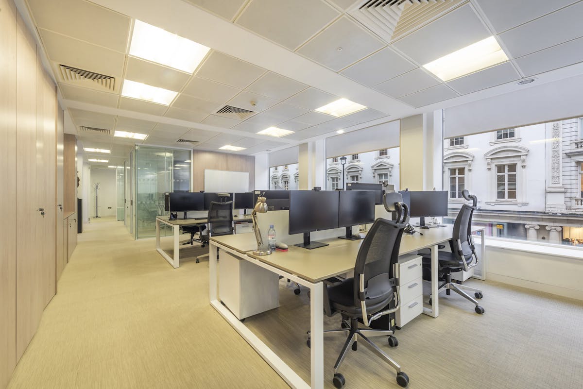 40 Person Managed Space