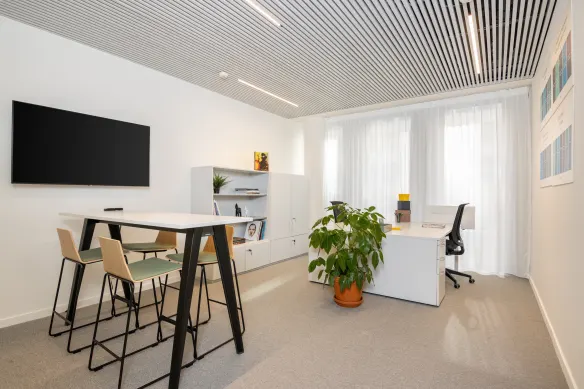 3 Person Private Office