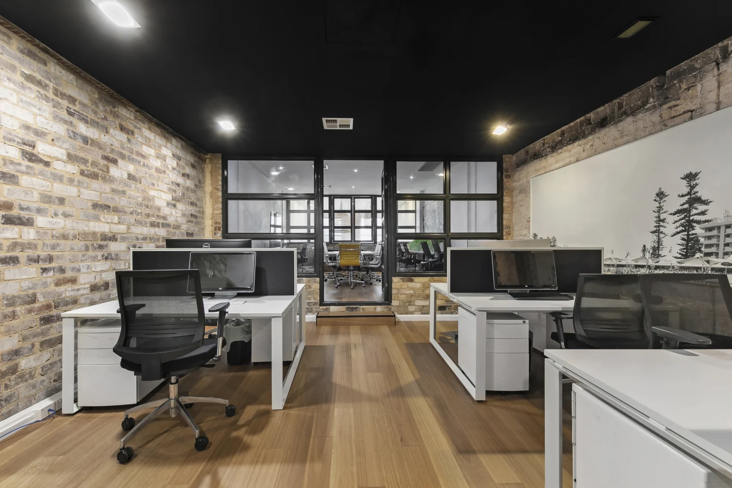 15 Person Private Office