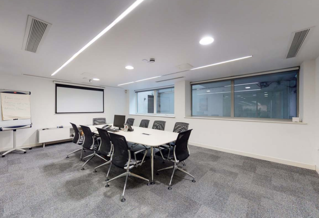 10 Person Coworking Desk