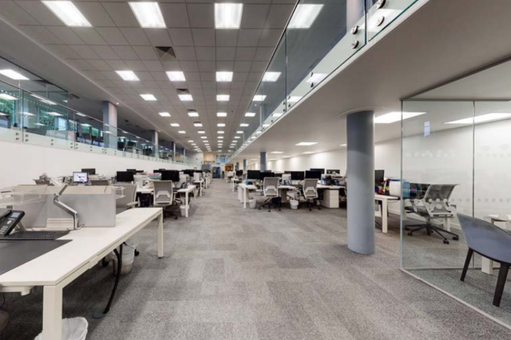 8 Person Coworking Desk