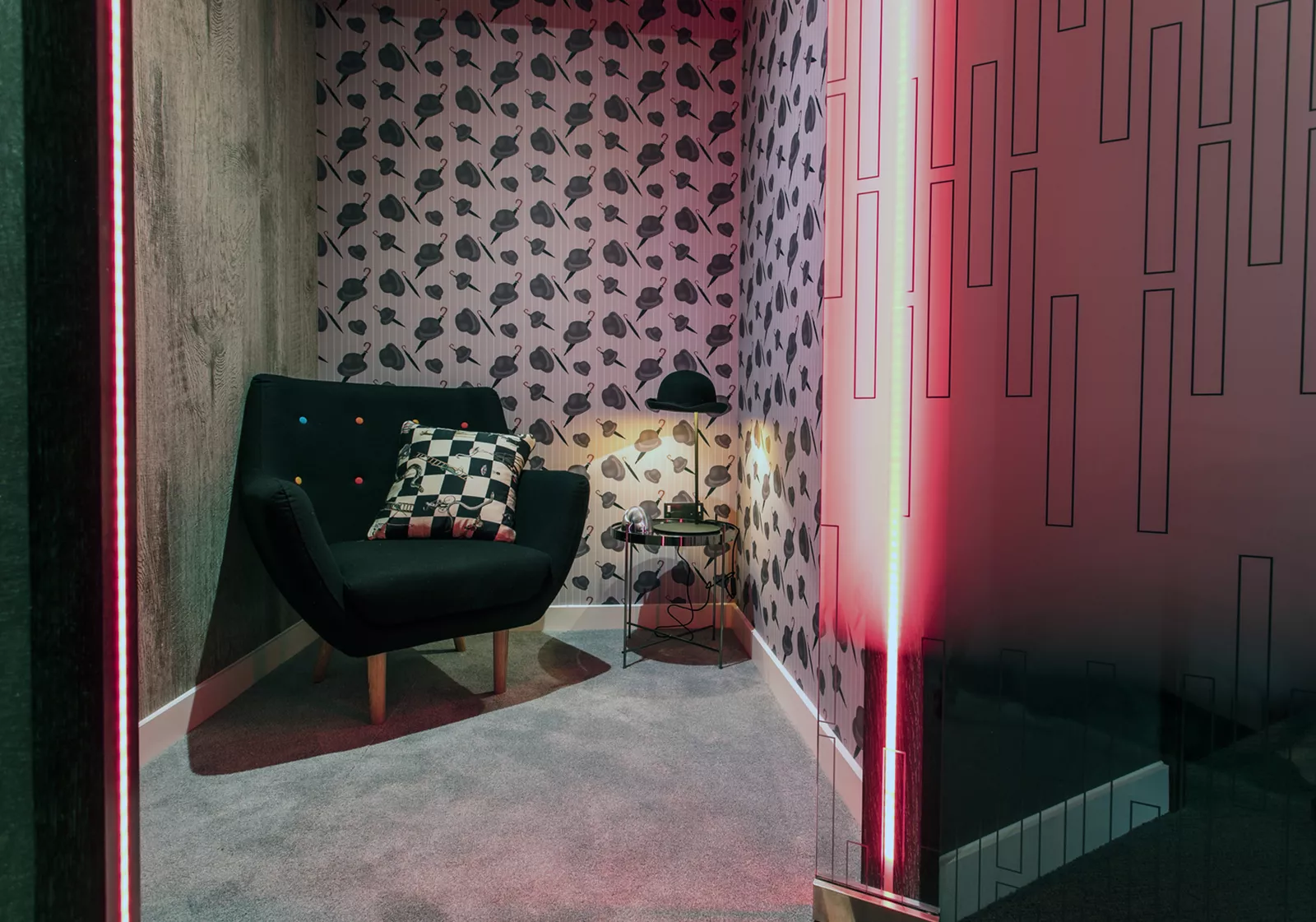 5 Person Private Office