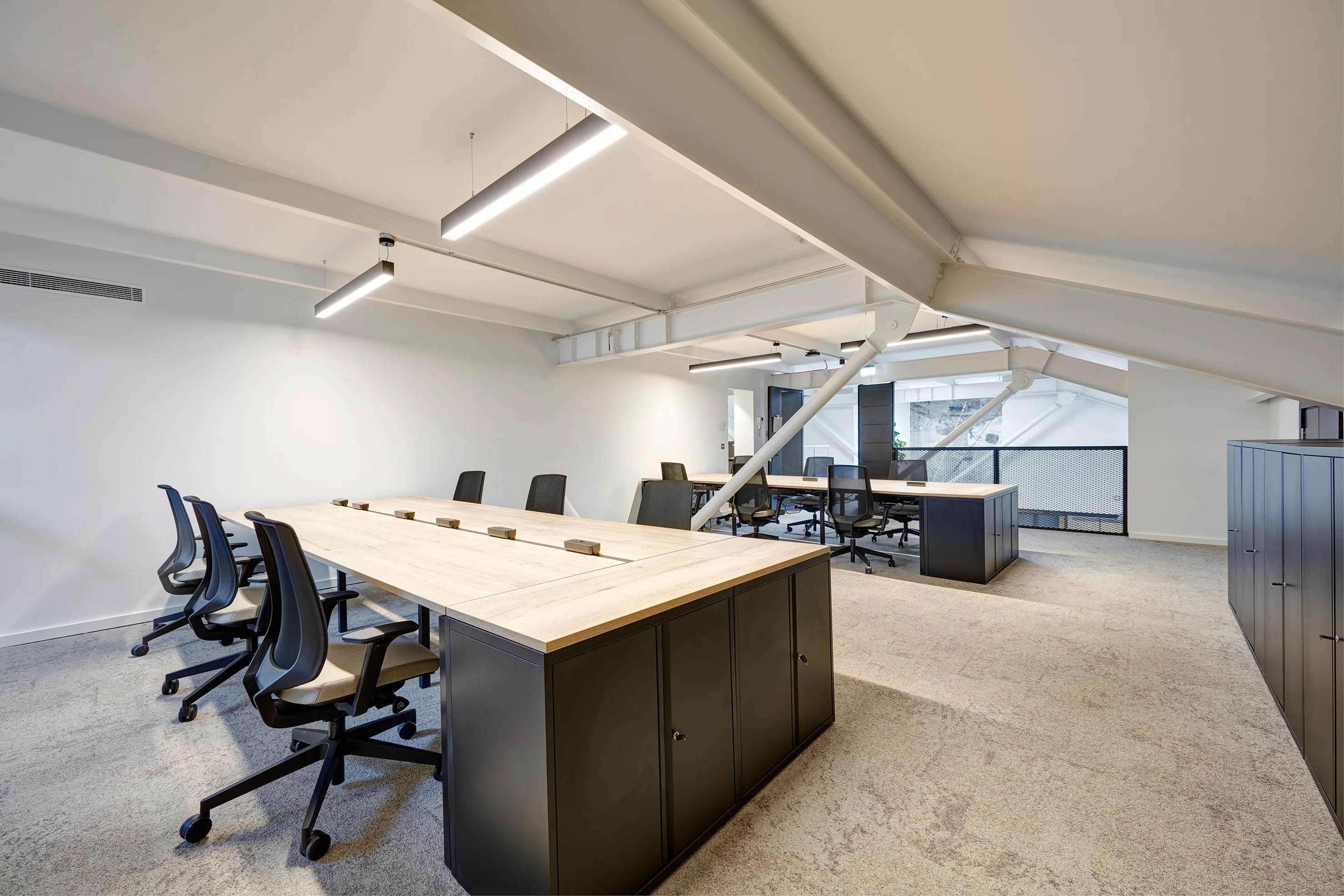 16 Person Private Office