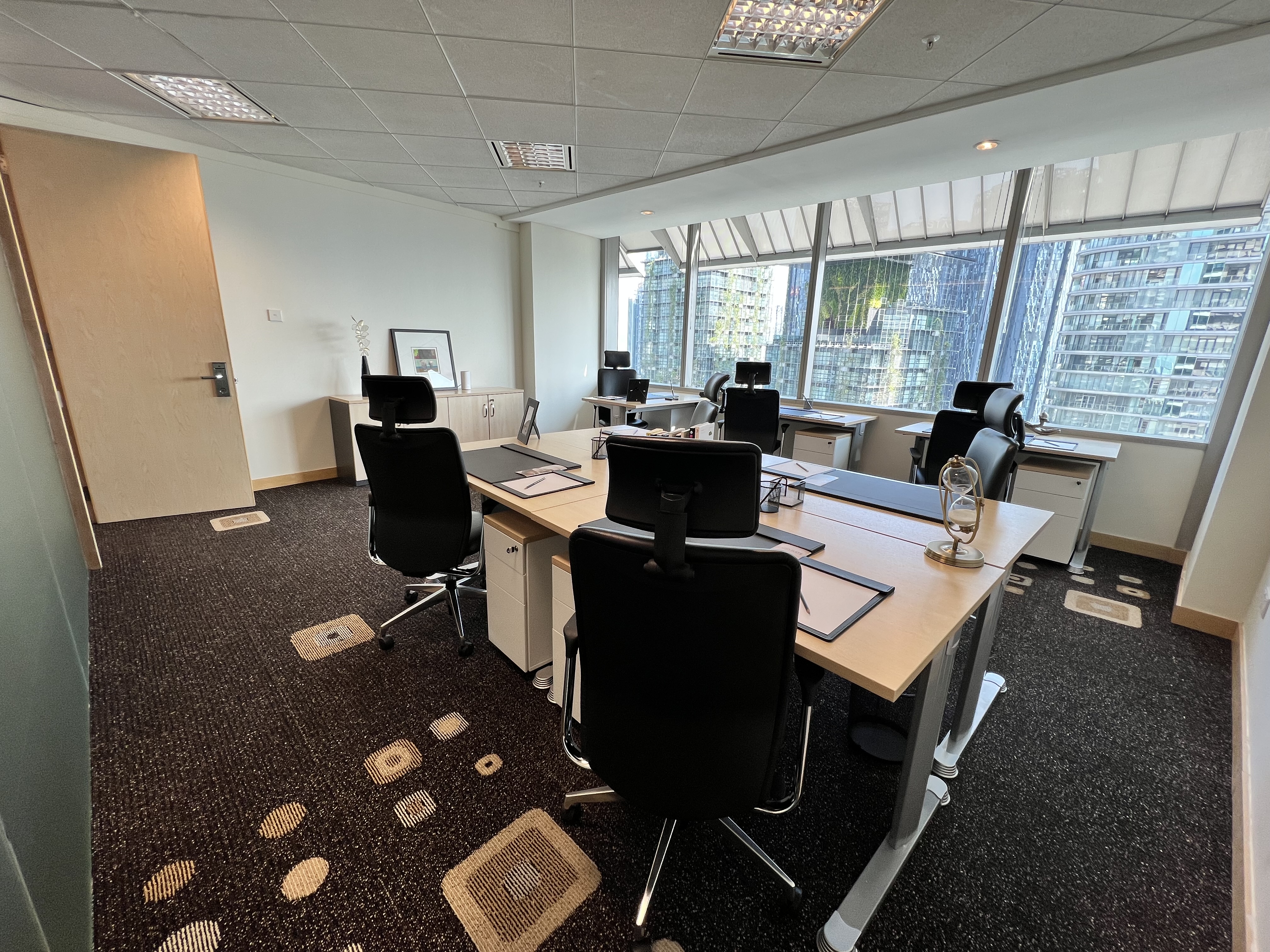 1 Person Coworking Desk