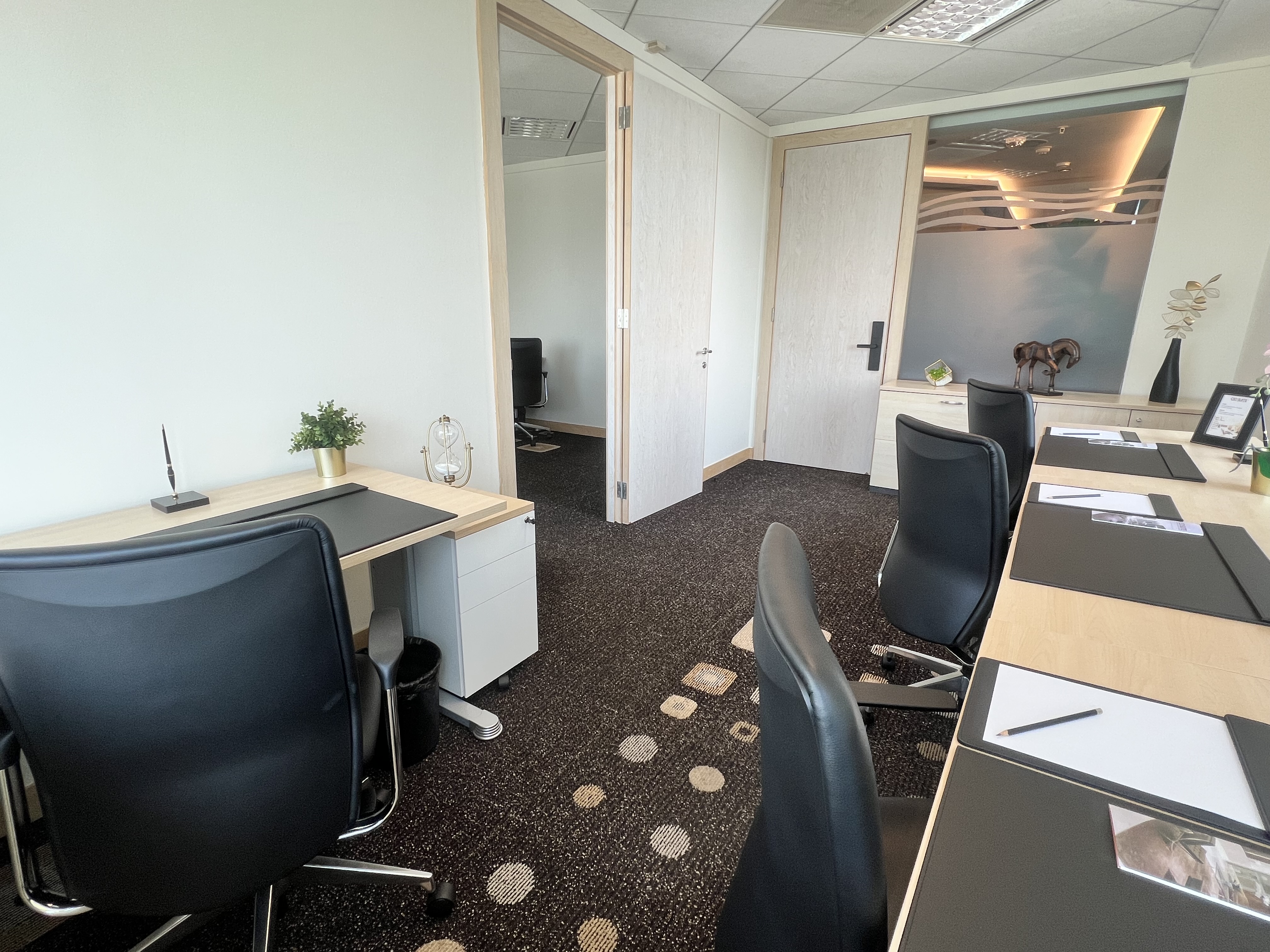 4 Person Private Office