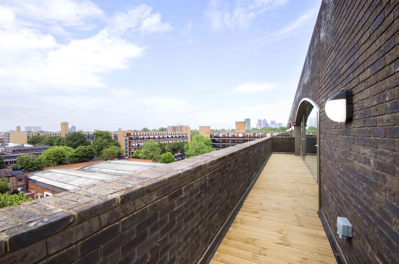 84 Person Enterprise Suite