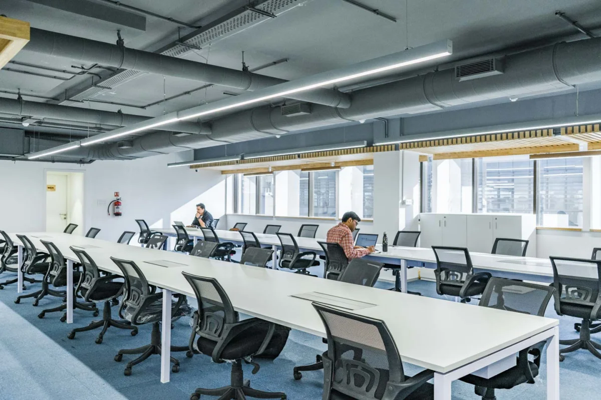 1 Person Coworking Desk