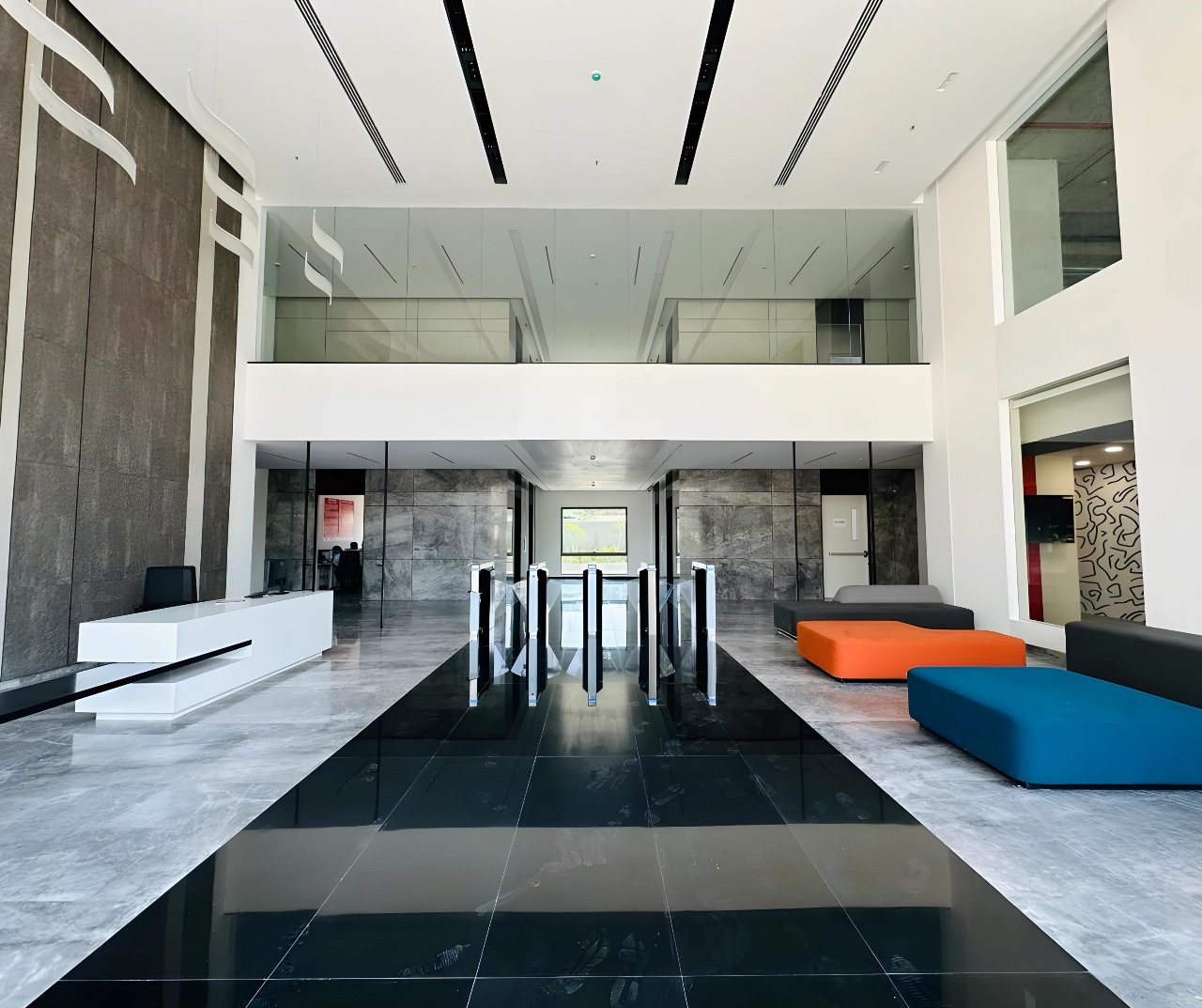 8 Person Coworking Desk