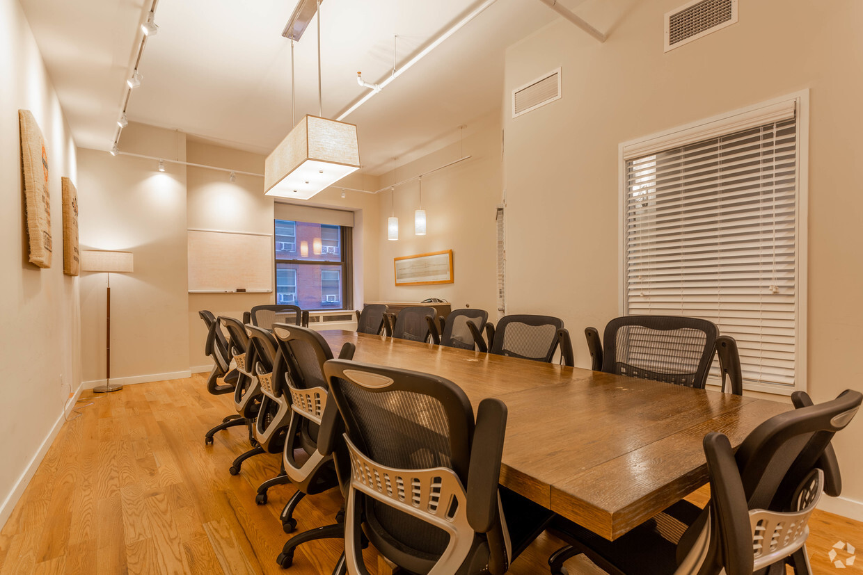 4 Person Private Office