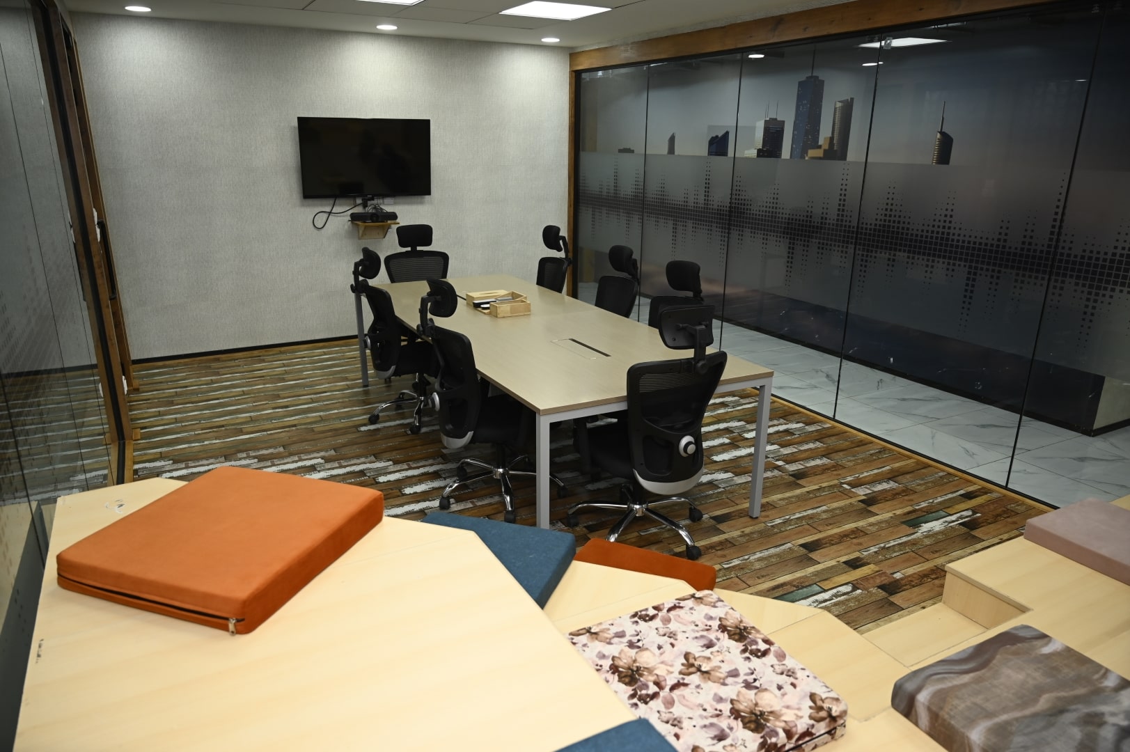 14 Person Private Office