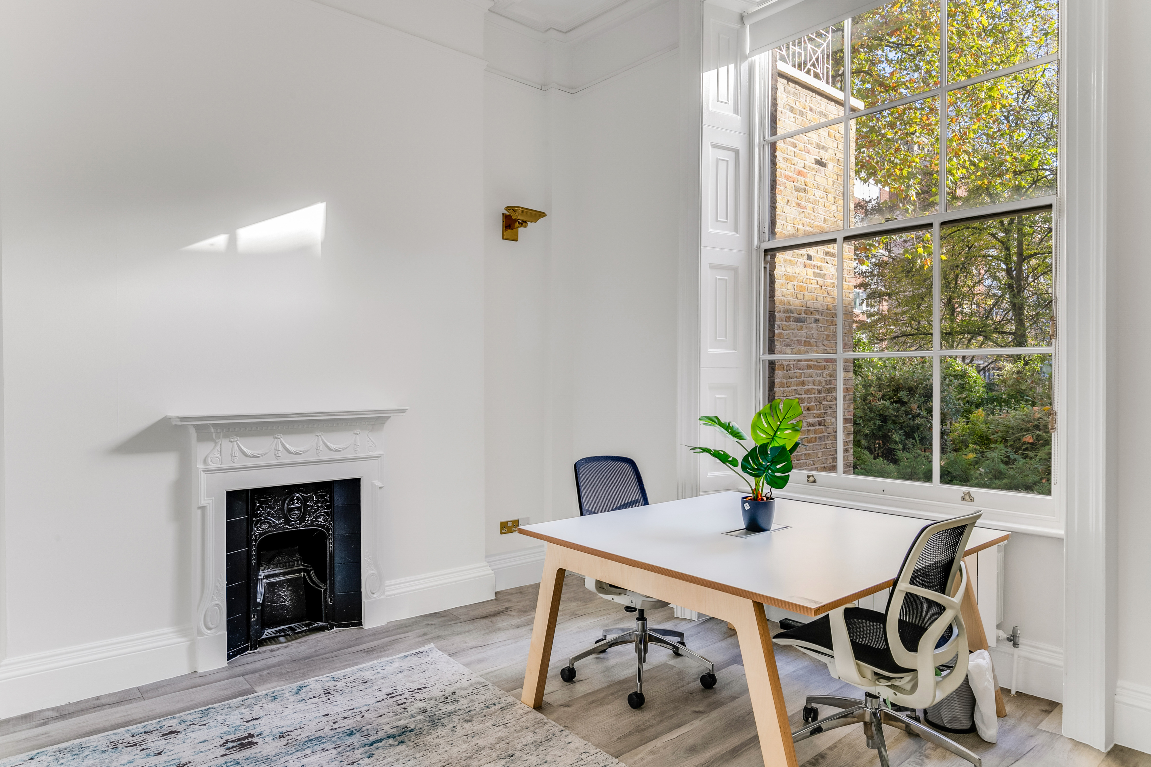 10 Person Private Office