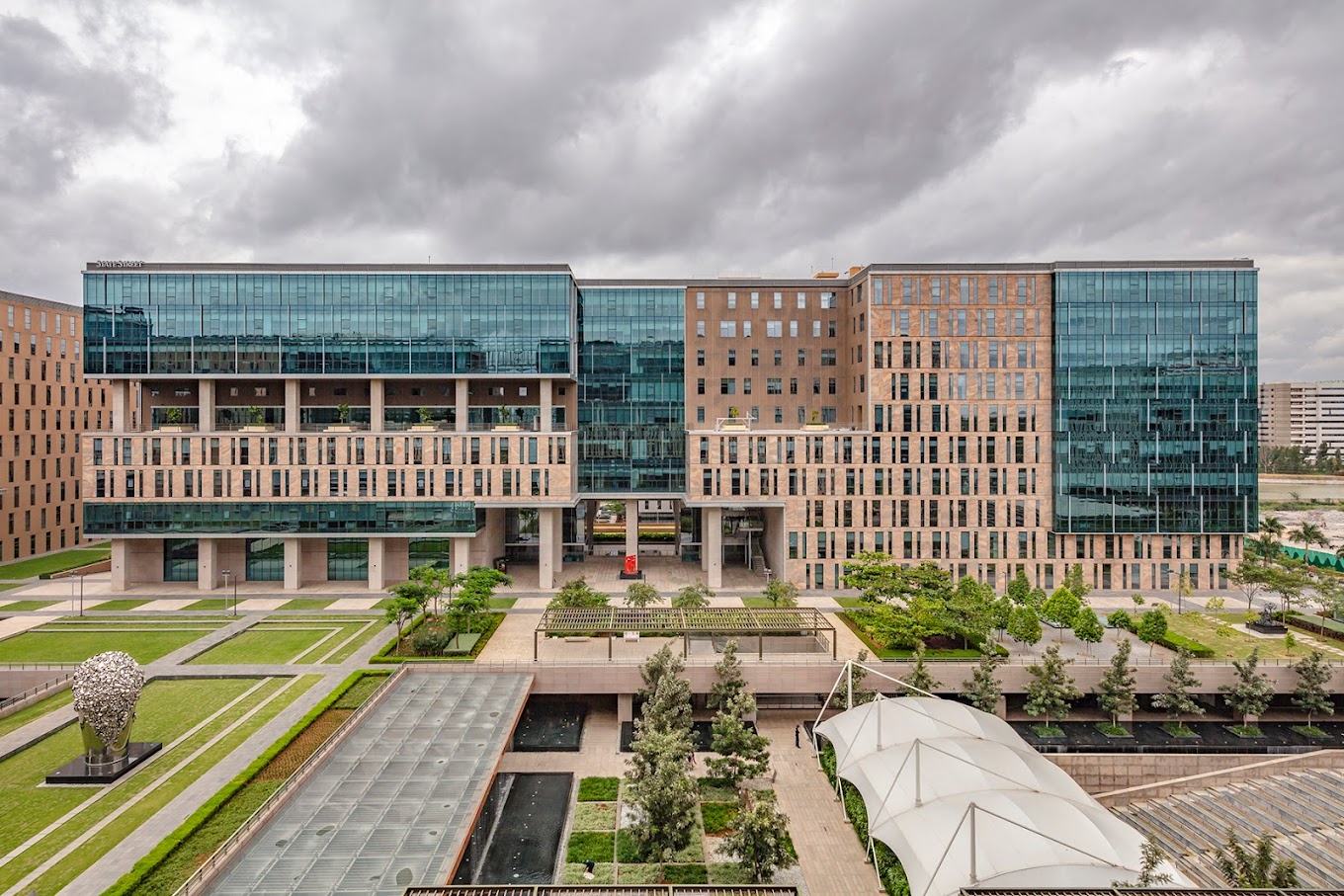 35 Person Enterprise Suite