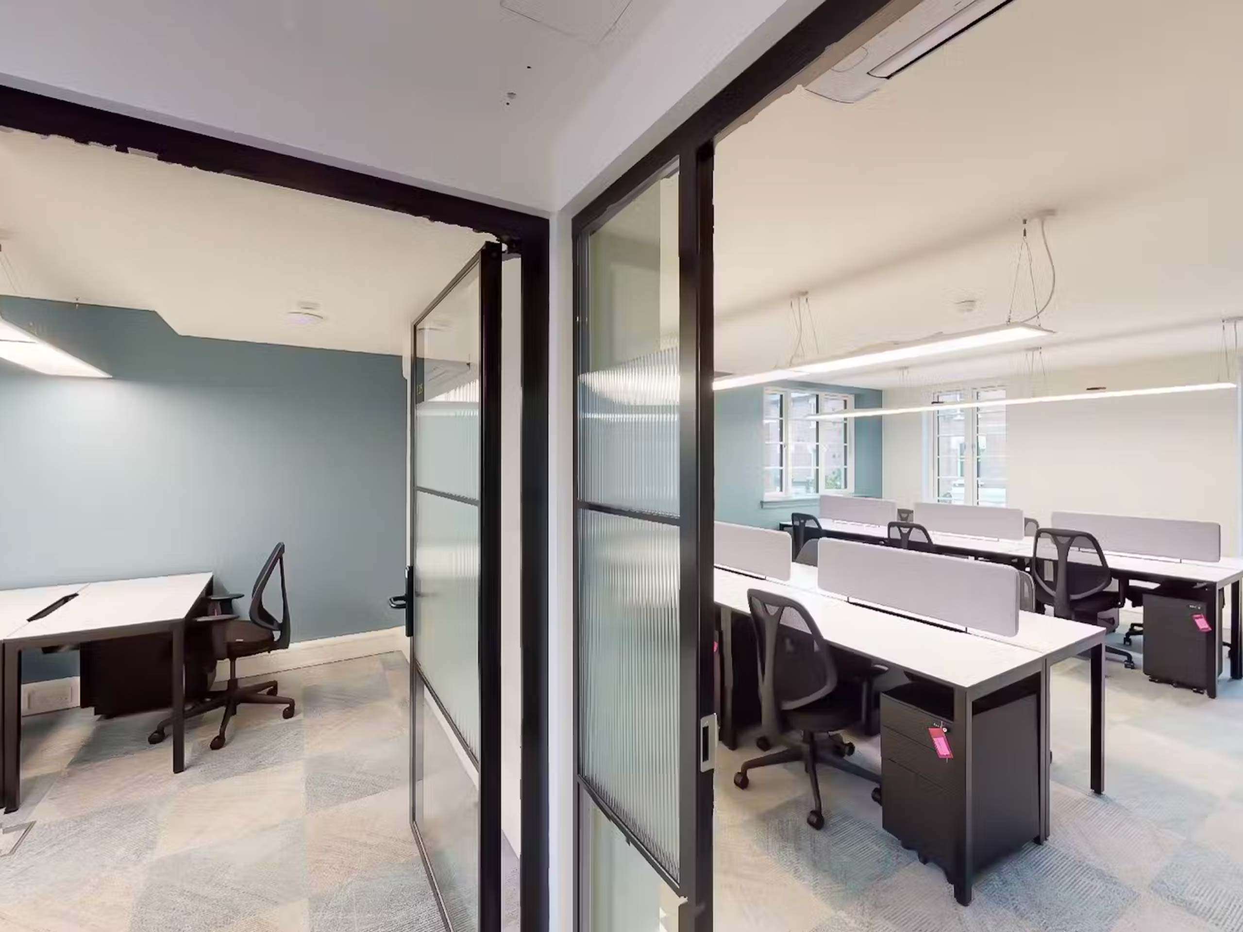 13 Person Private Office at 49 Oxford Road Finsbury Park, London ...