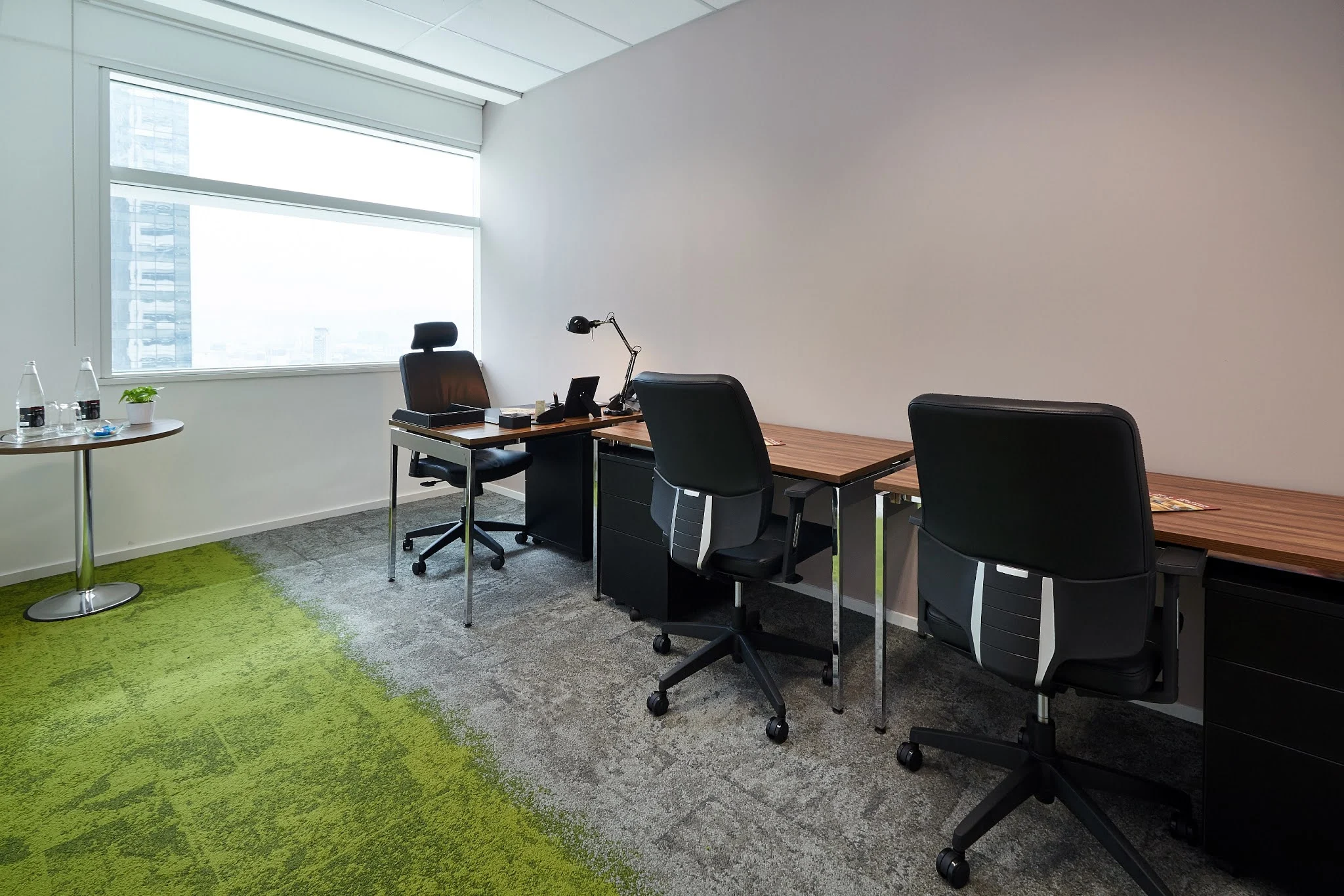 1 Person Private Office