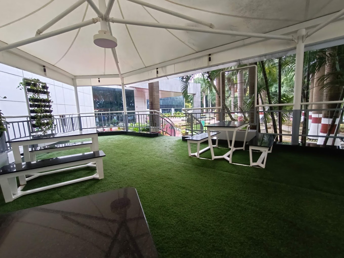 1128 Person Managed Space