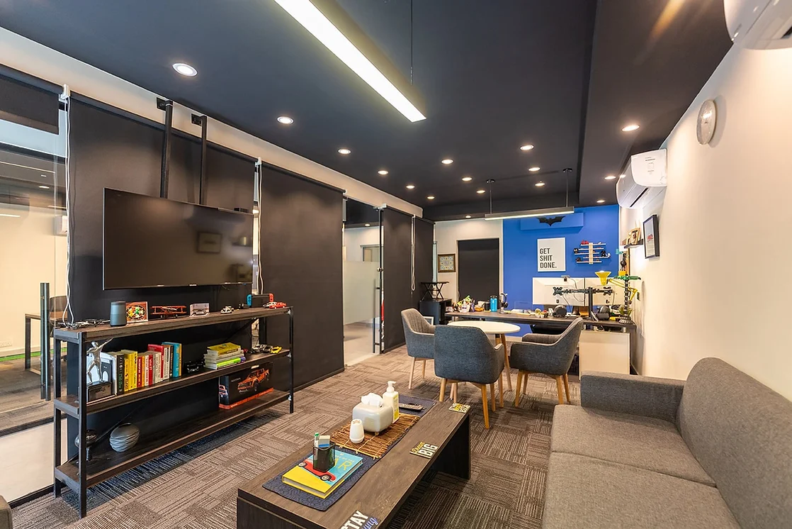 4 Person Coworking Desk