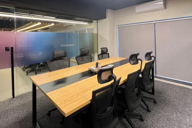 5 Person Coworking Desk