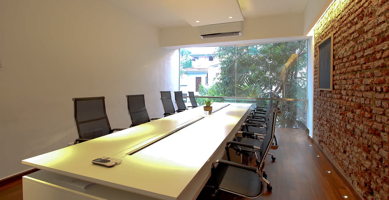 5 Person Private Office