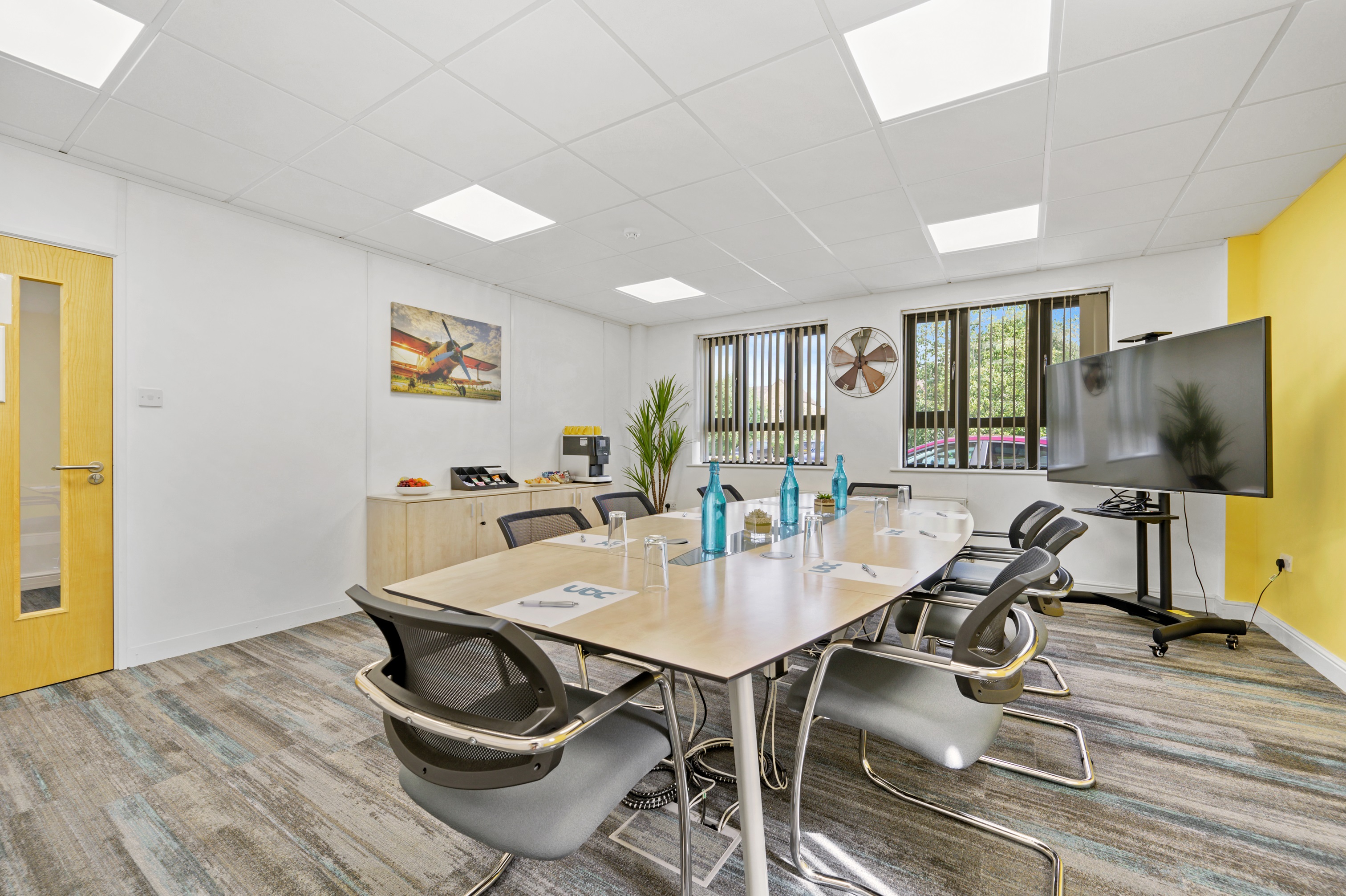 4 Person Private Office