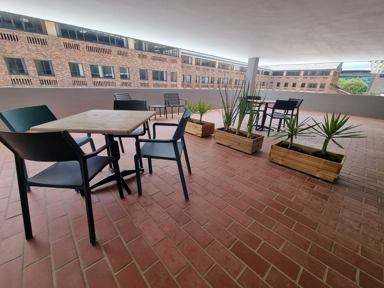 50 Person Sublet Office