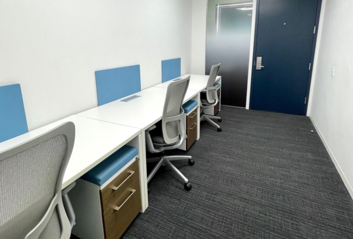 4 Person Private Office