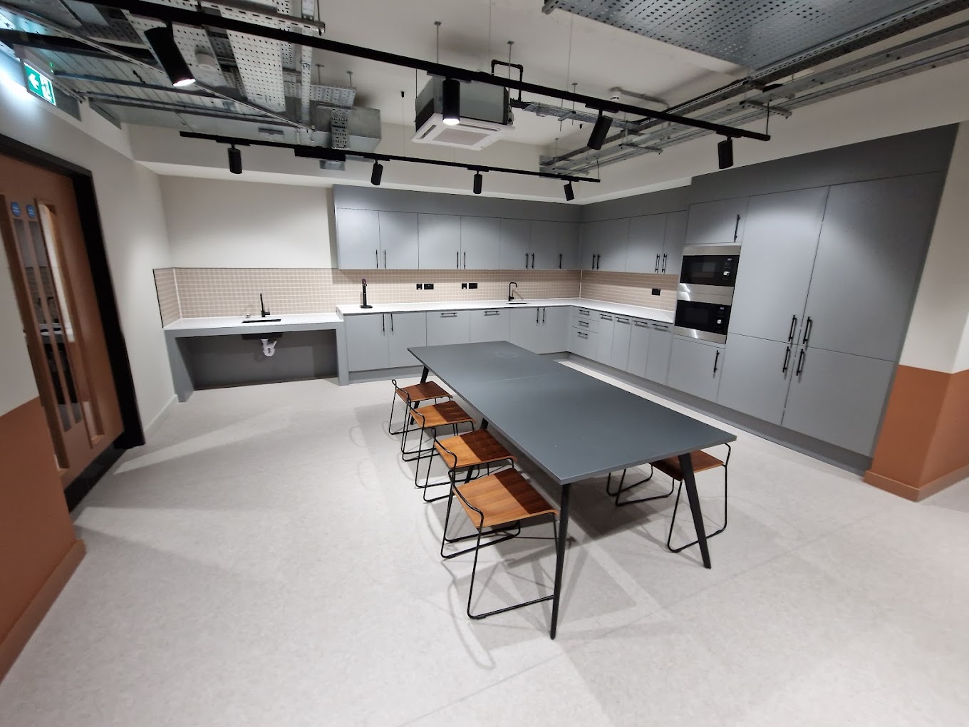 7 Person Private Office