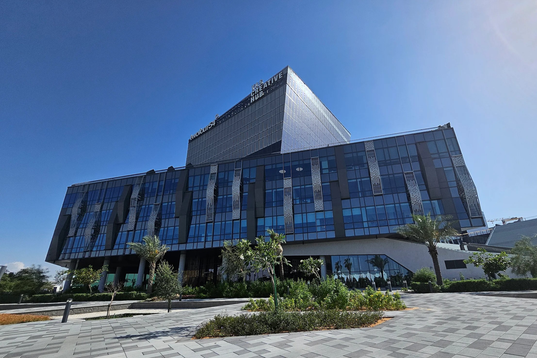 Yas Creative Hub Yas Island - Ys2, Abu Dhabi, - Office For Rent ...