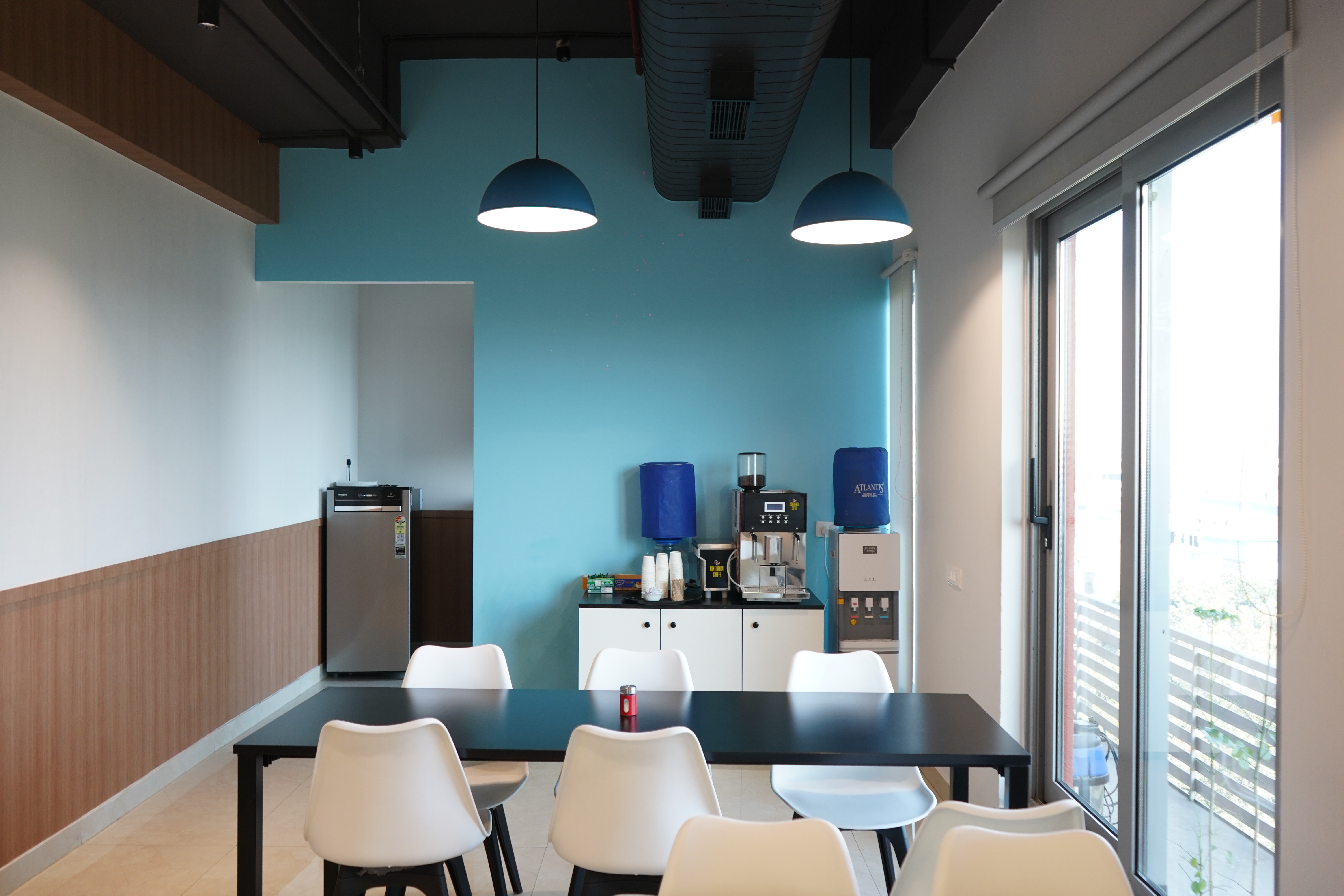 160 Person Managed Space