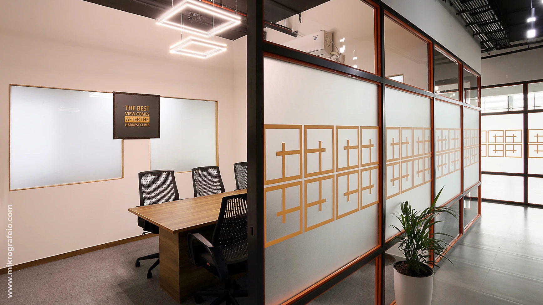3 Person Private Office at 559 Aecs Layout Main Rd Sri Nivasa Reddy ...