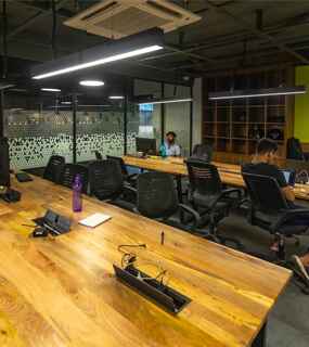 1 Person Coworking Desk