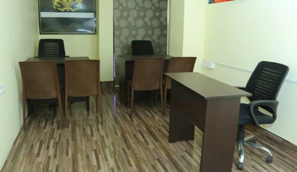 1 Person Coworking Desk