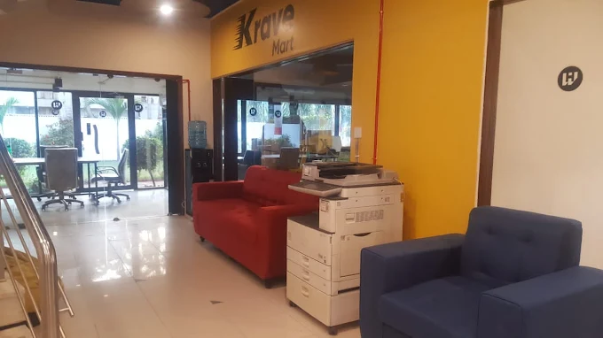 10 Person Coworking Desk