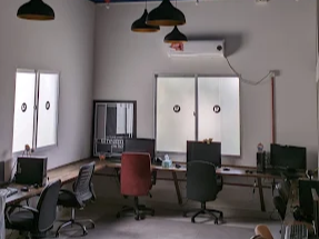 5 Person Coworking Desk