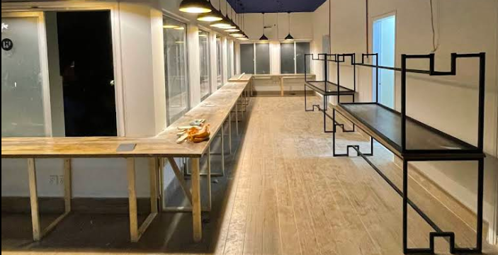 3 Person Coworking Desk