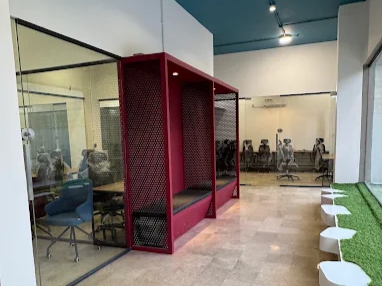 1 Person Coworking Desk