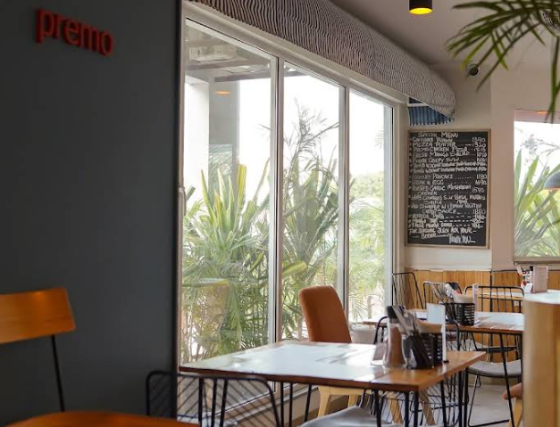 4 Person Coworking Desk