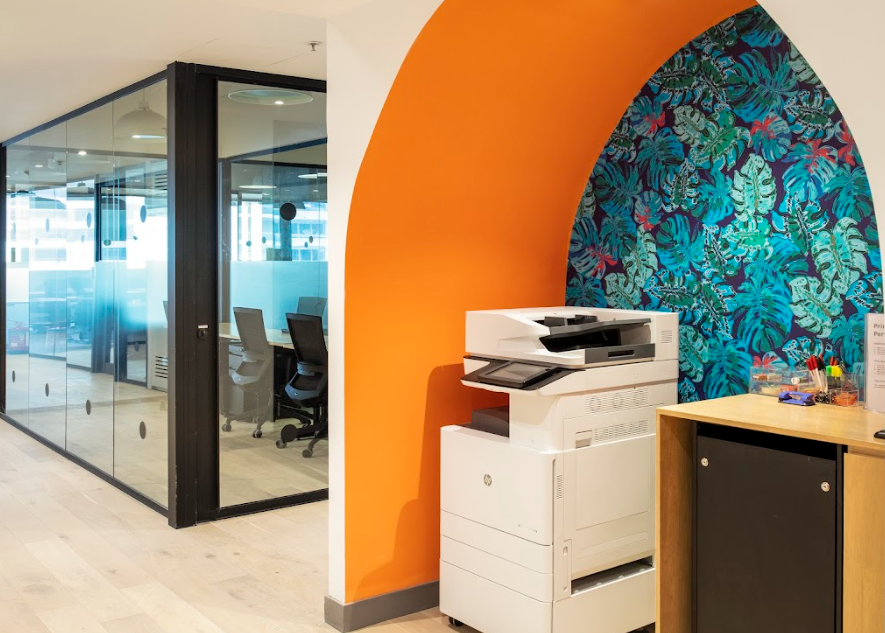 1 Person Coworking Desk