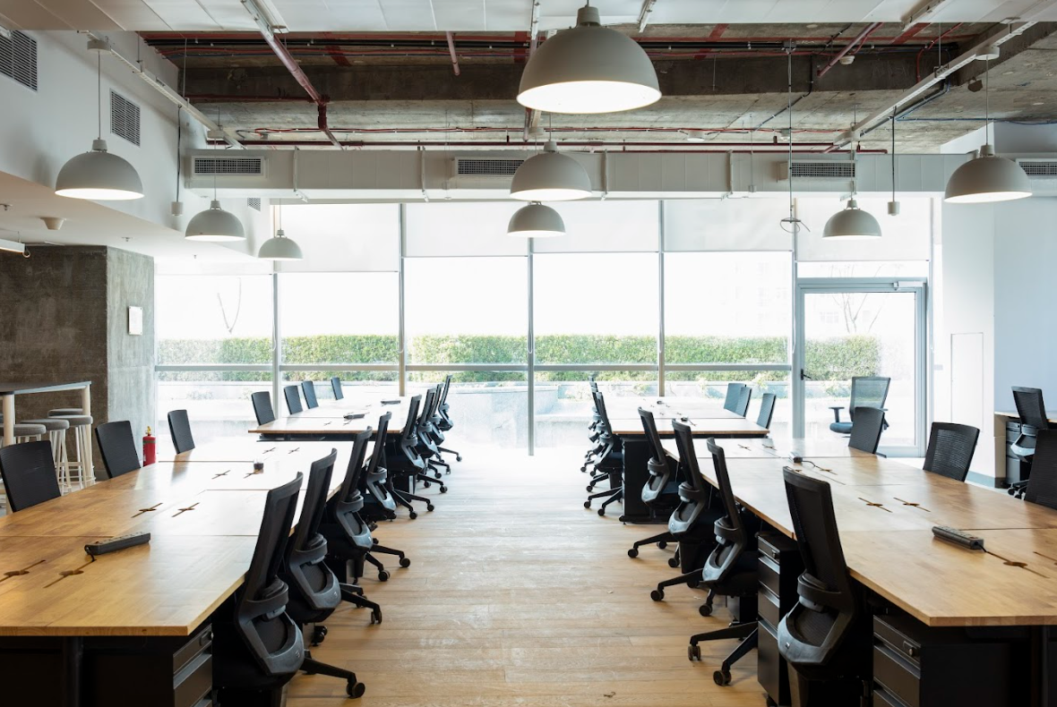 5 Person Coworking Desk