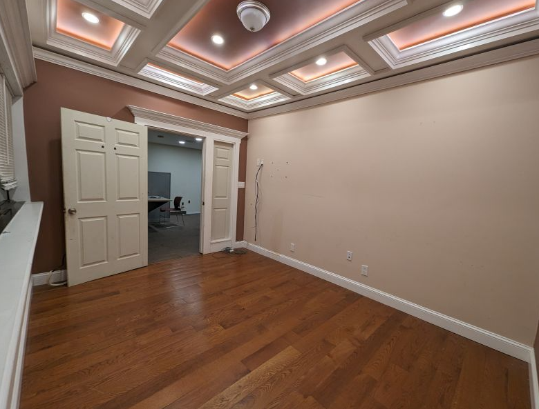4 Person Private Office at 147 West Merrick Road, Freeport | Office Hub
