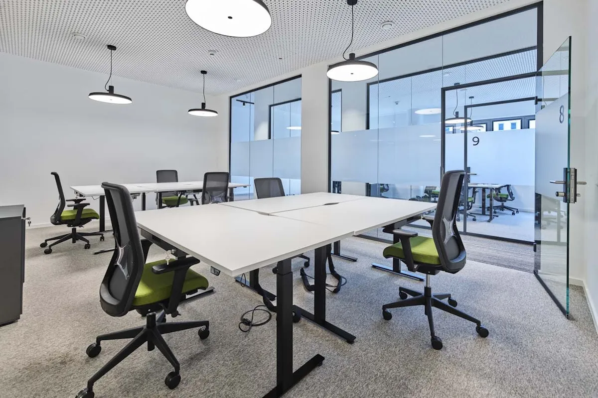 3 Person Coworking Desk