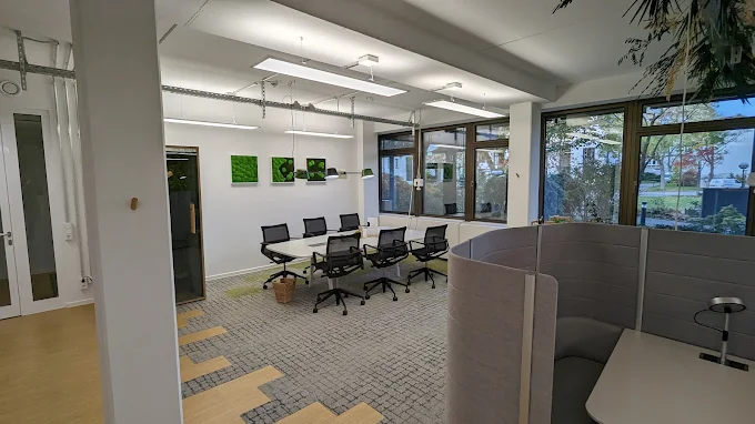 3 Person Coworking Desk