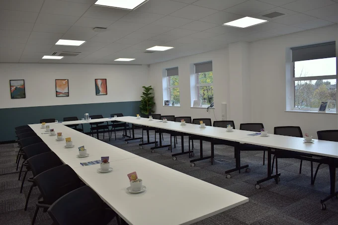 4 Person Private Office