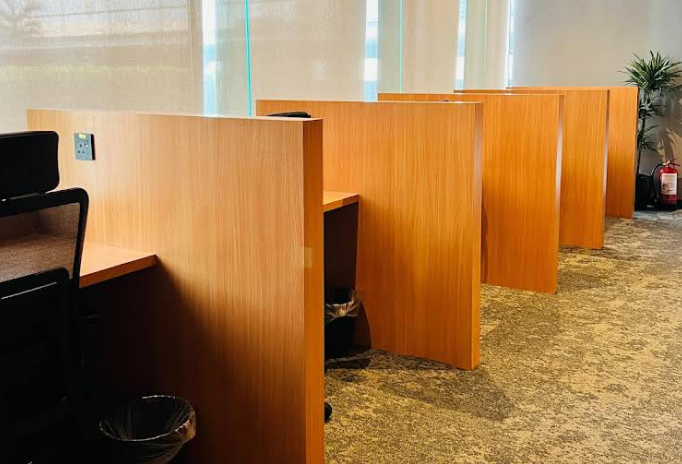 1 Person Coworking Space at Prince Sultan Rd As Salamah, Jeddah ...