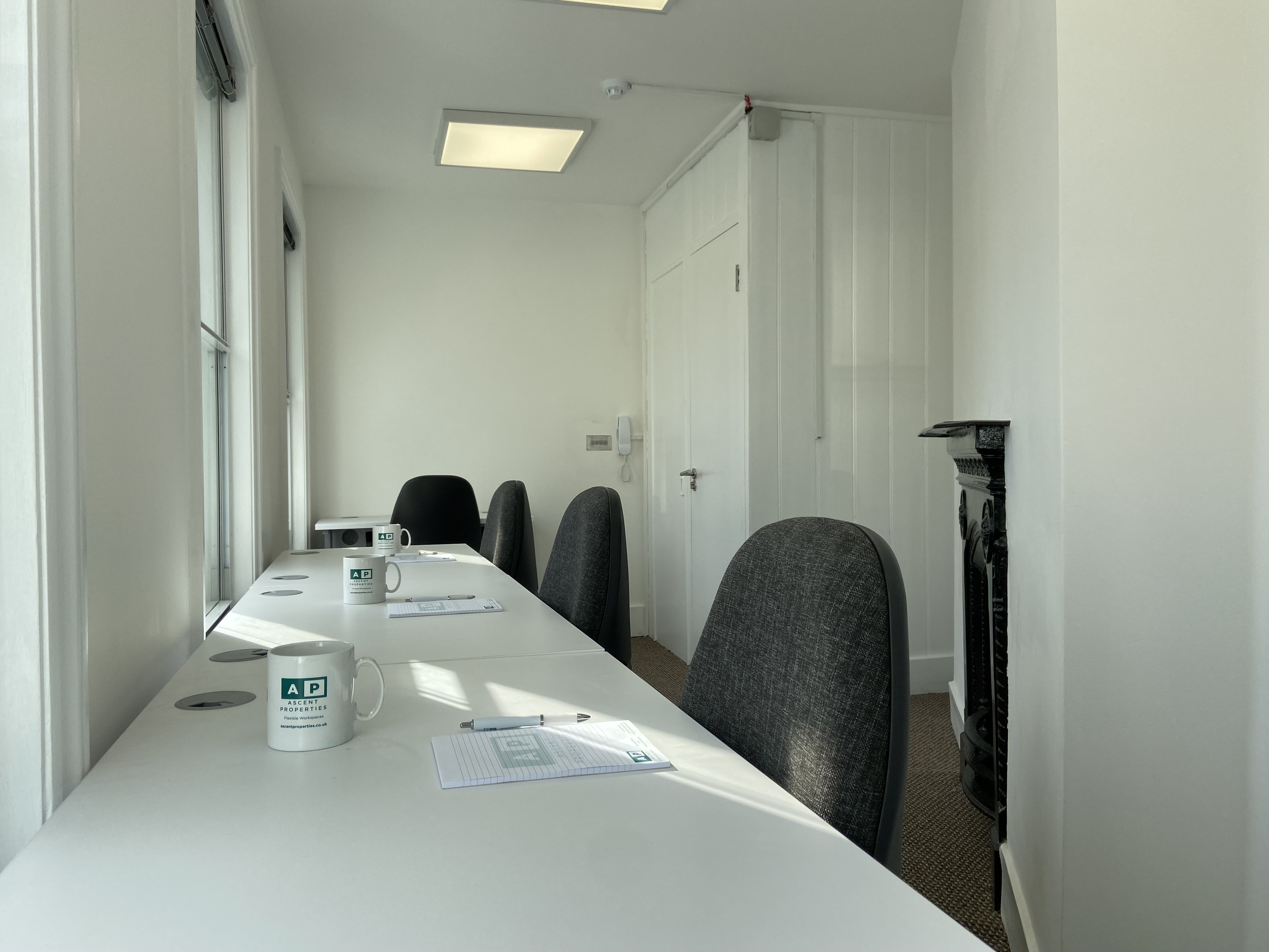 1 Person Virtual Office