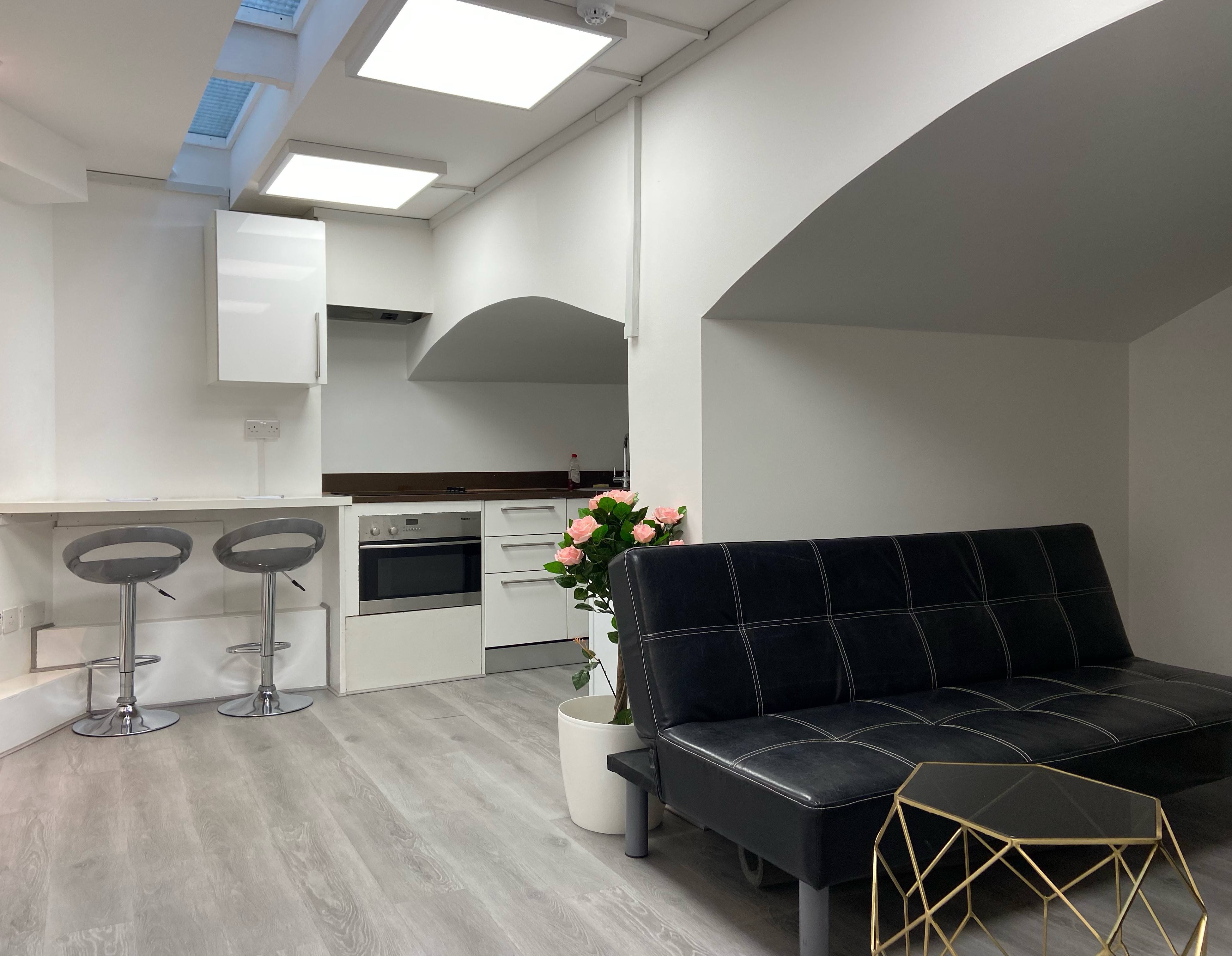 3 Person Private Office