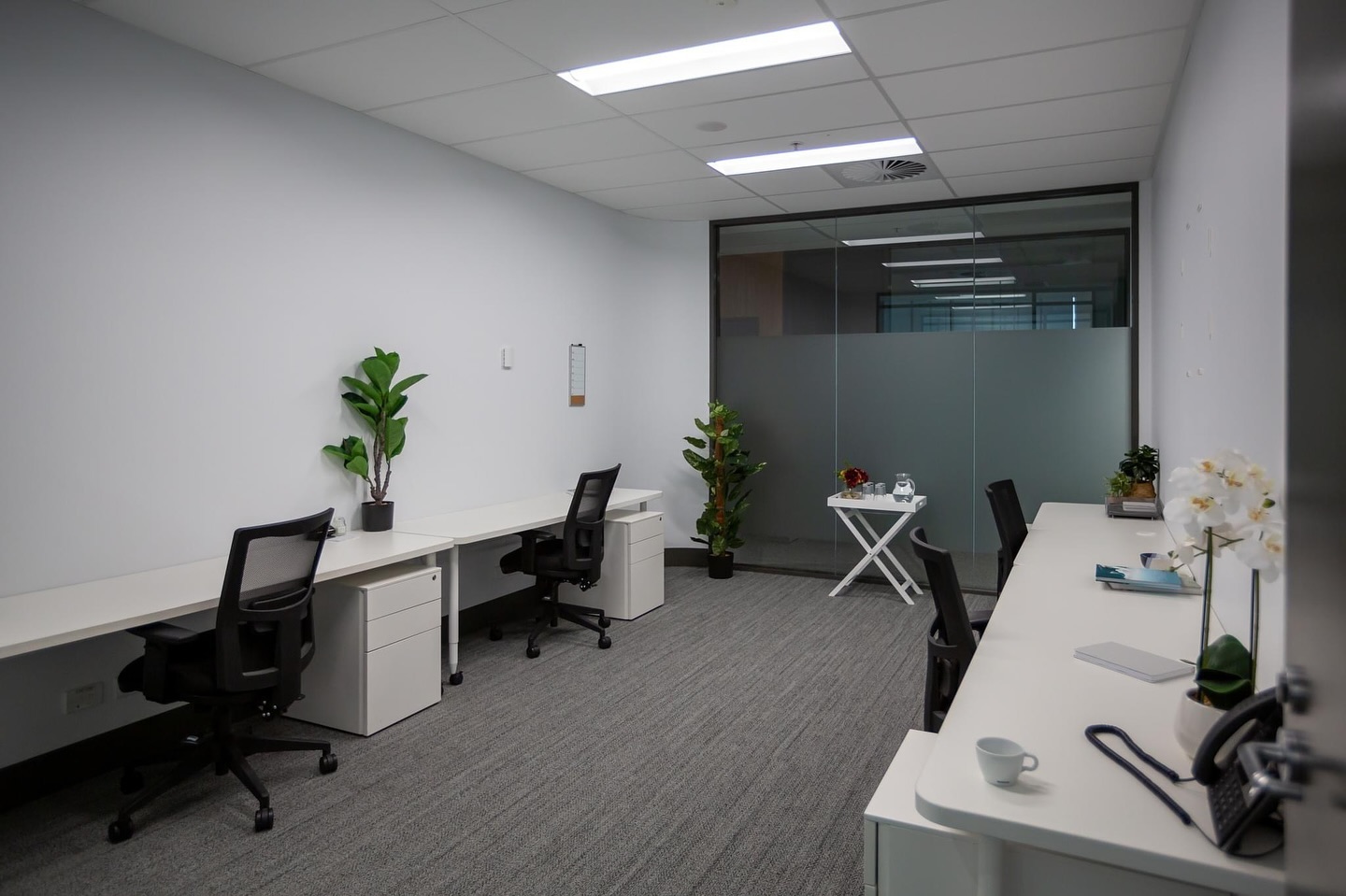 4 Person Private Office